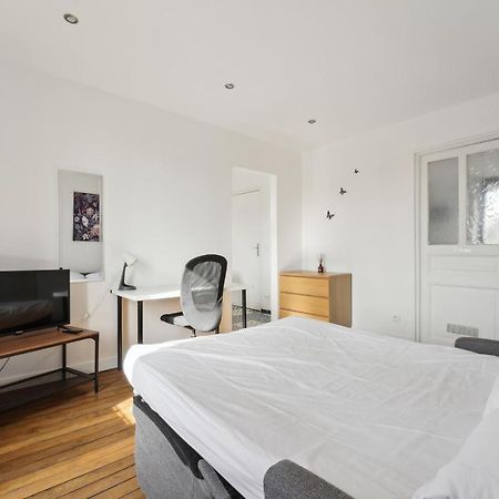 Budget Appart Avec Parking Au Centre-Ville Charleville-Mézières Екстериор снимка